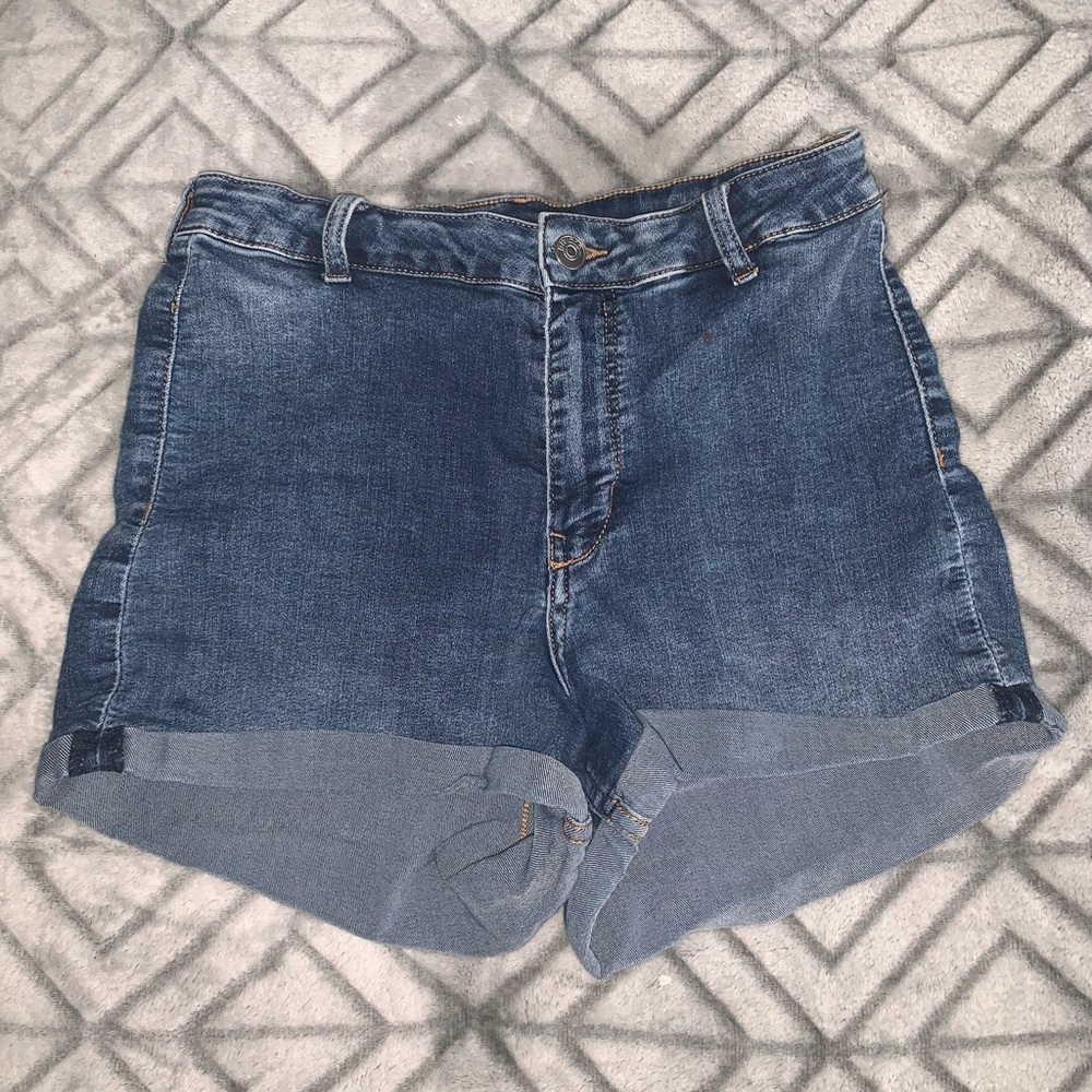 H&M high waisted shorts Size 10